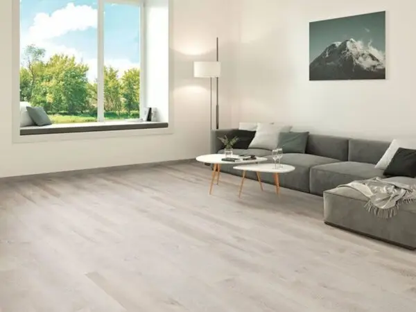 inylboden 6130 Eiche Hamptons – Raumbild mit verlegtem Boden