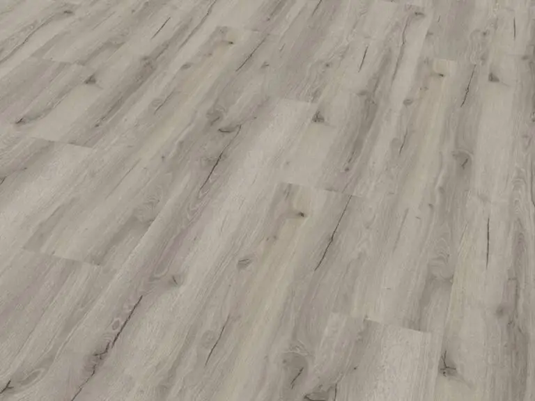 Hauptartikelbild – Gesamtansicht Dekor „Risseiche Mondgrau“