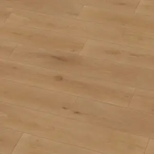 Bioboden Gelato al Toffee XL im warmen Karamellton verlegt im Wohnraum